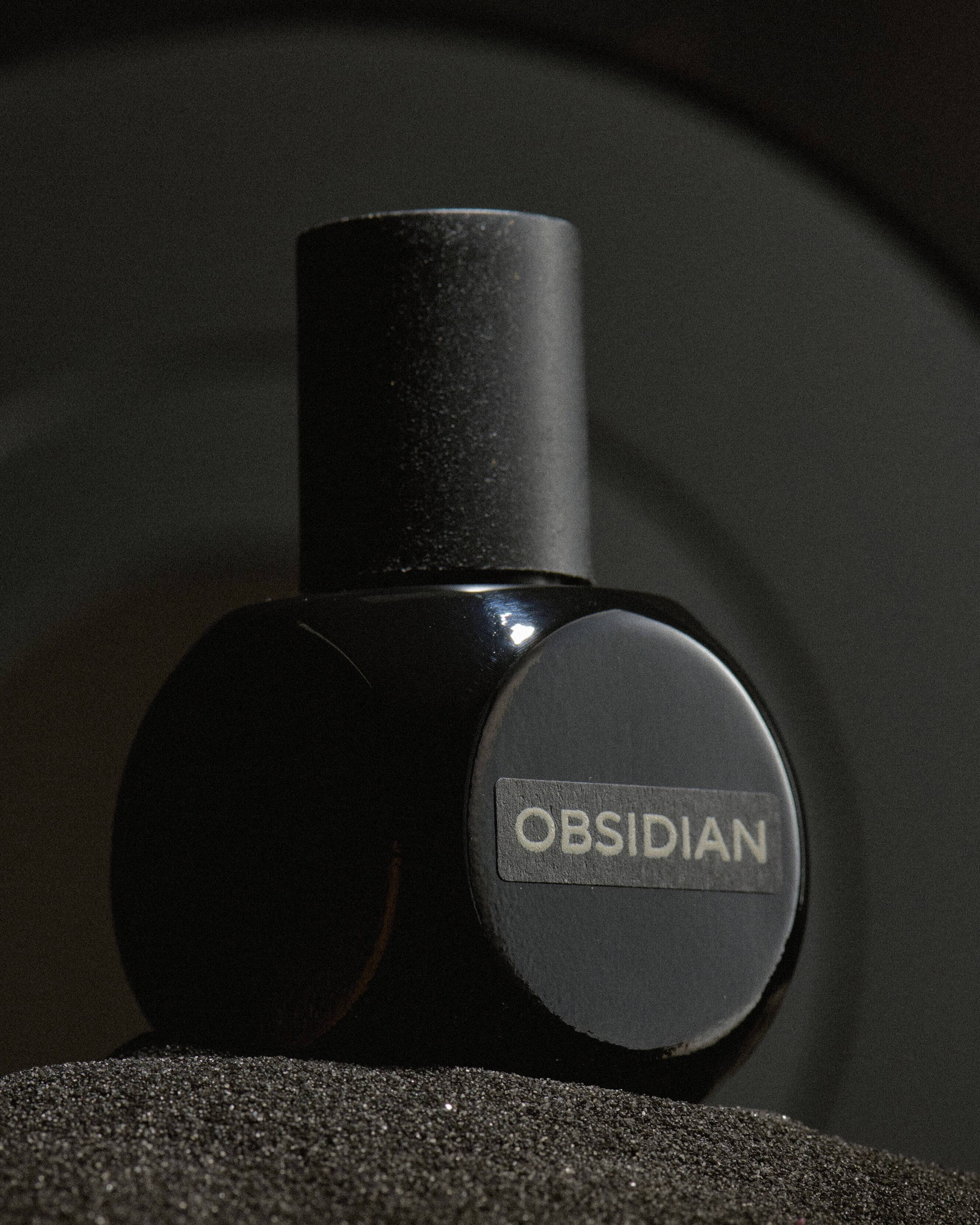 Obsidian Extrait de Parfum